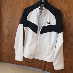 Nike lightweight zip jacket
